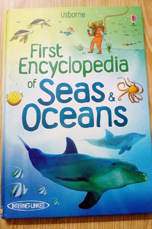 First Encyclopedia of Seas & Oceans